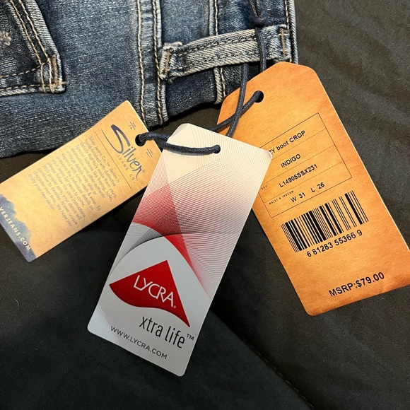 Women’s Silver jeans NWT size: W31 L26 style: MAZY boot crop - Picture 3 of 3